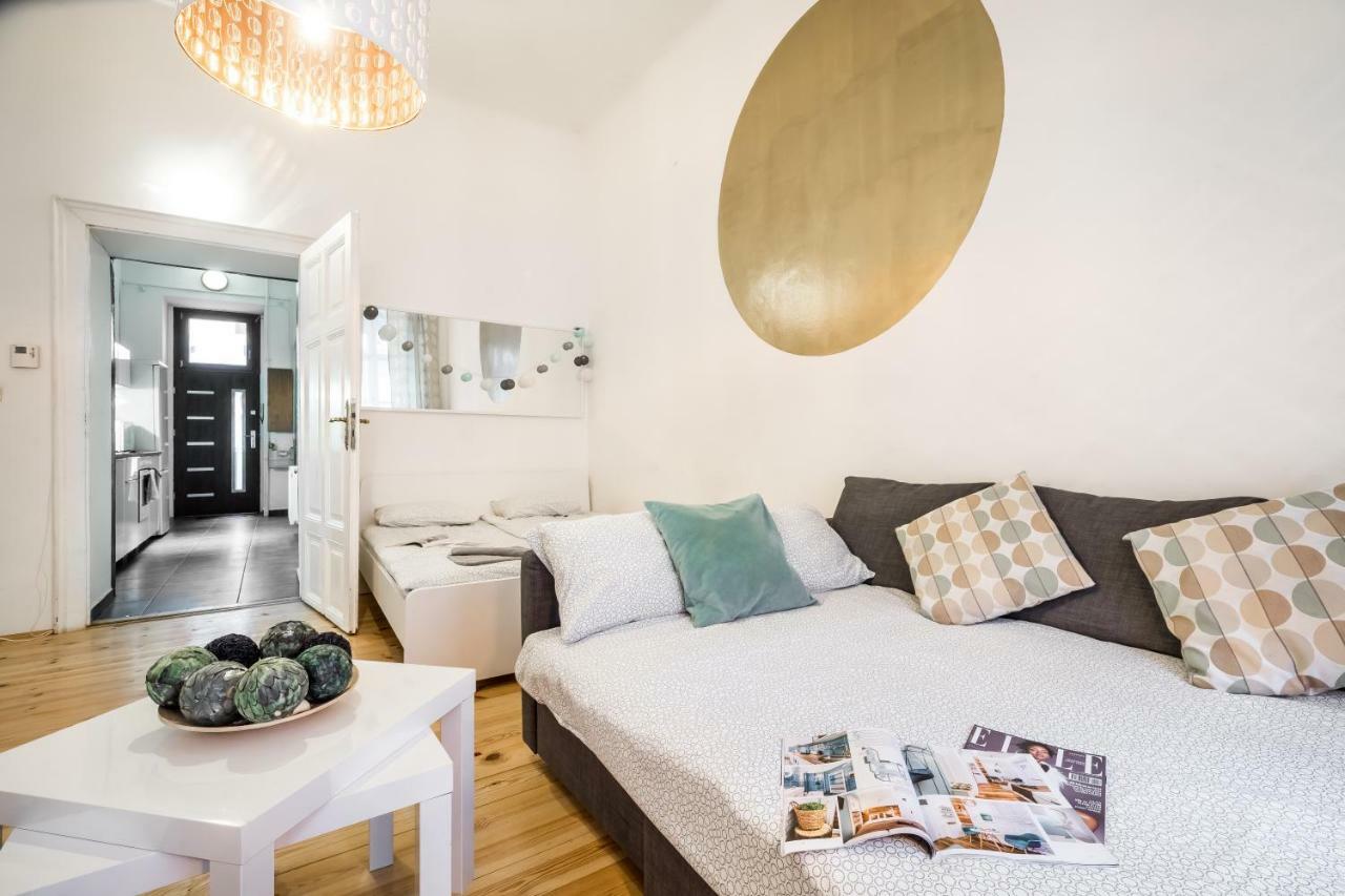 Bpr Bright Sapphire Apartment Budapest Bagian luar foto